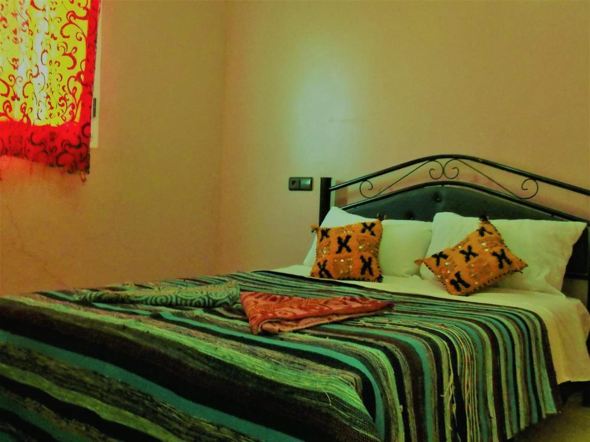 Tifinagh Guest House Мерзуга Экстерьер фото
